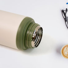 Stainless Steel Mug / Bottle Vacuum Insulated Cup With Handle, Small Cup & Straw (650 ML)